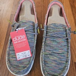 Womens Size 10 Hey Dudes